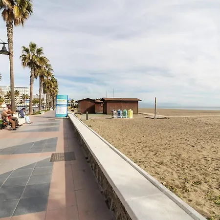 Coqueto Estudio Con Vistas Al Mar 토레몰리노스