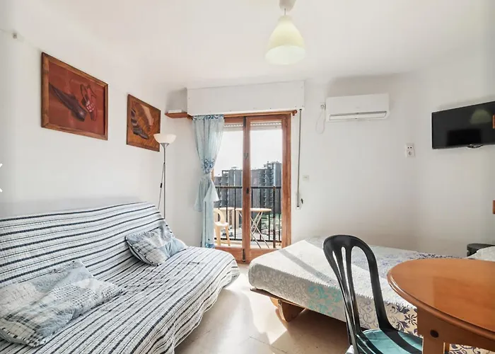 Coqueto Estudio Con Vistas Al Mar Torremolinos